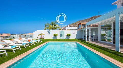 Villa exclusiva con vistas al mar en El Madroñal, Costa Adeje