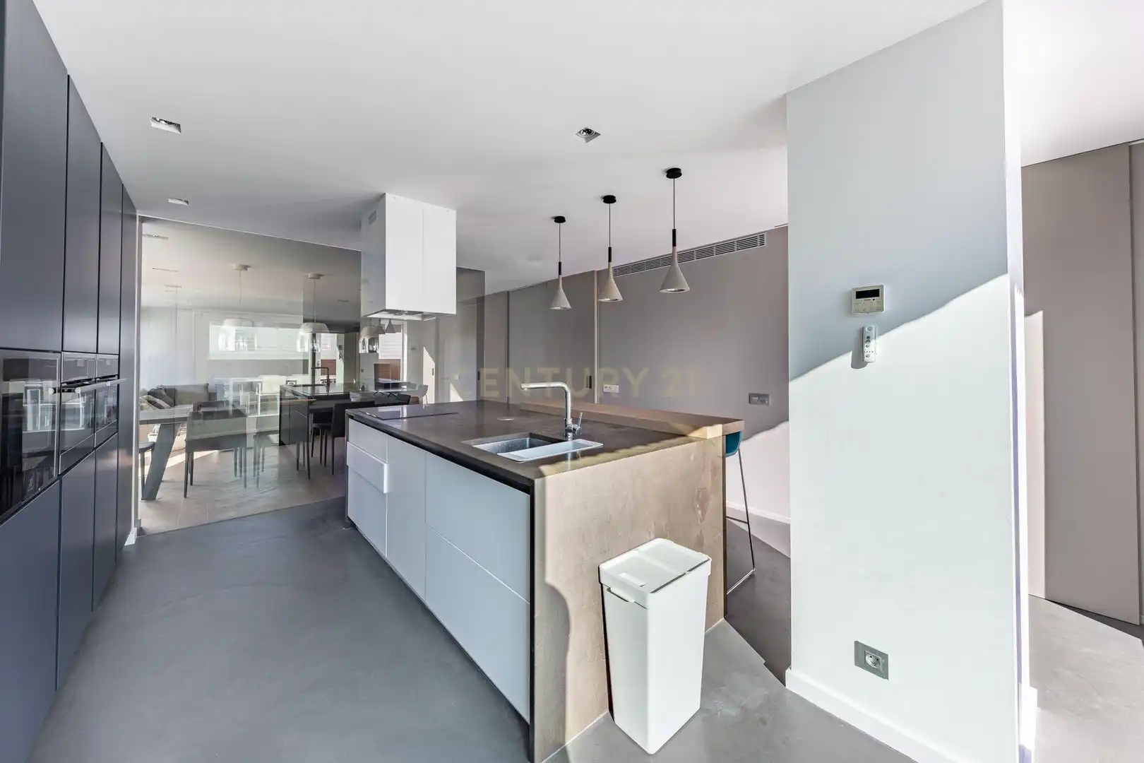Kitchen of Apartments for rent in Barcelona  with Air Conditioner, Swimming Pool and Oven