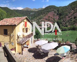 Außenansicht von Einfamilien-Reihenhaus zum verkauf in Sarroca de Bellera mit Terrasse und Balkon