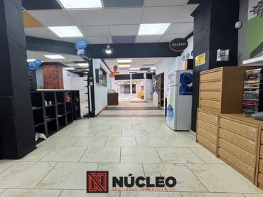 Local comercial en venda a Avinguda de Chatellerault