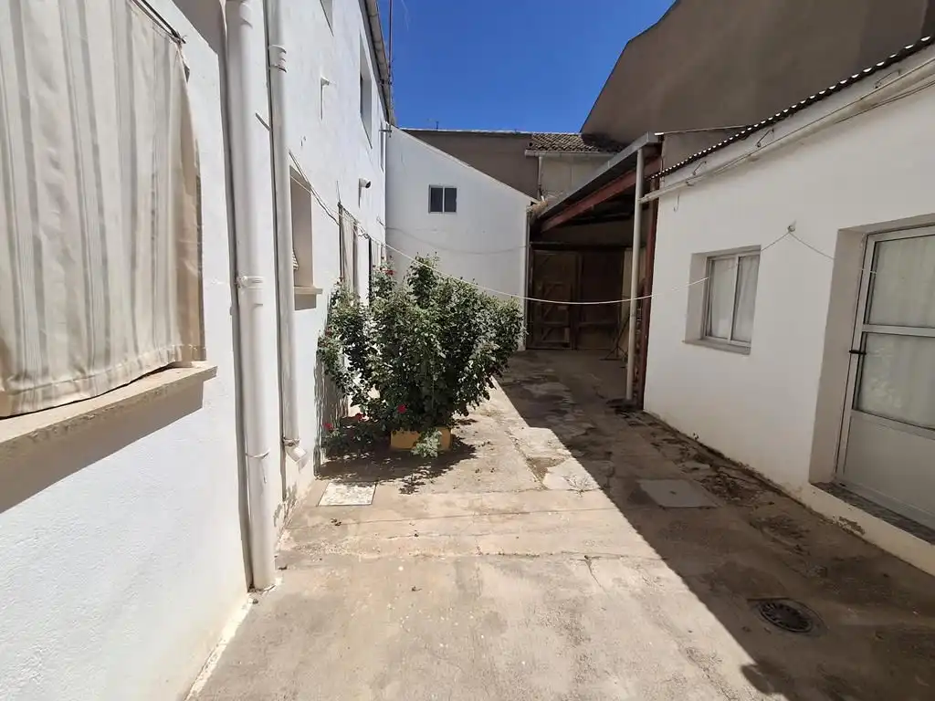 Vista exterior de Casa o xalet en venda en La Roda amb Traster