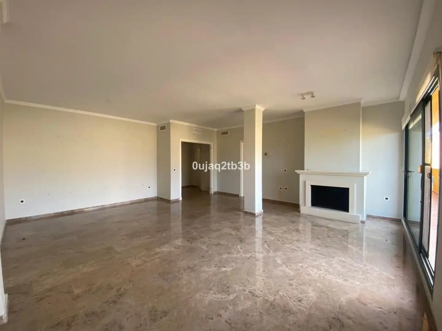 Living room of Attic for rent in Marbella  with Air Conditioner, Balcony and Pets allowed