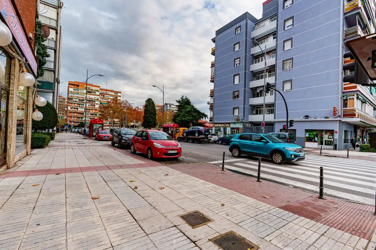 Pis amb terrassa en venda a Pl. de Valdehondillo, imagen 43