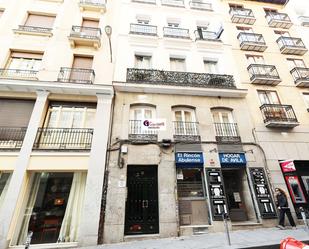 Exterior view of Flat for sale in  Madrid Capital  with Heating