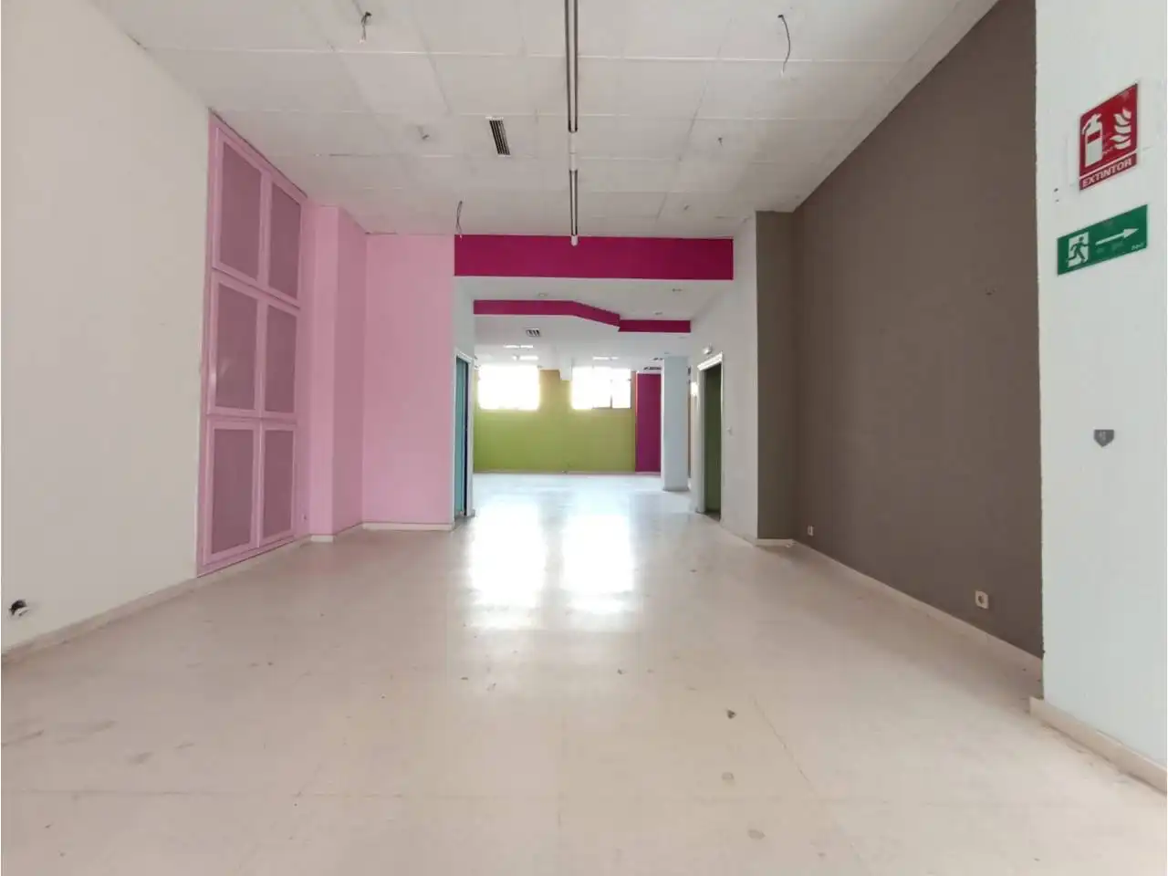 Business premises for sale in Calle Legión Española, imagen 20