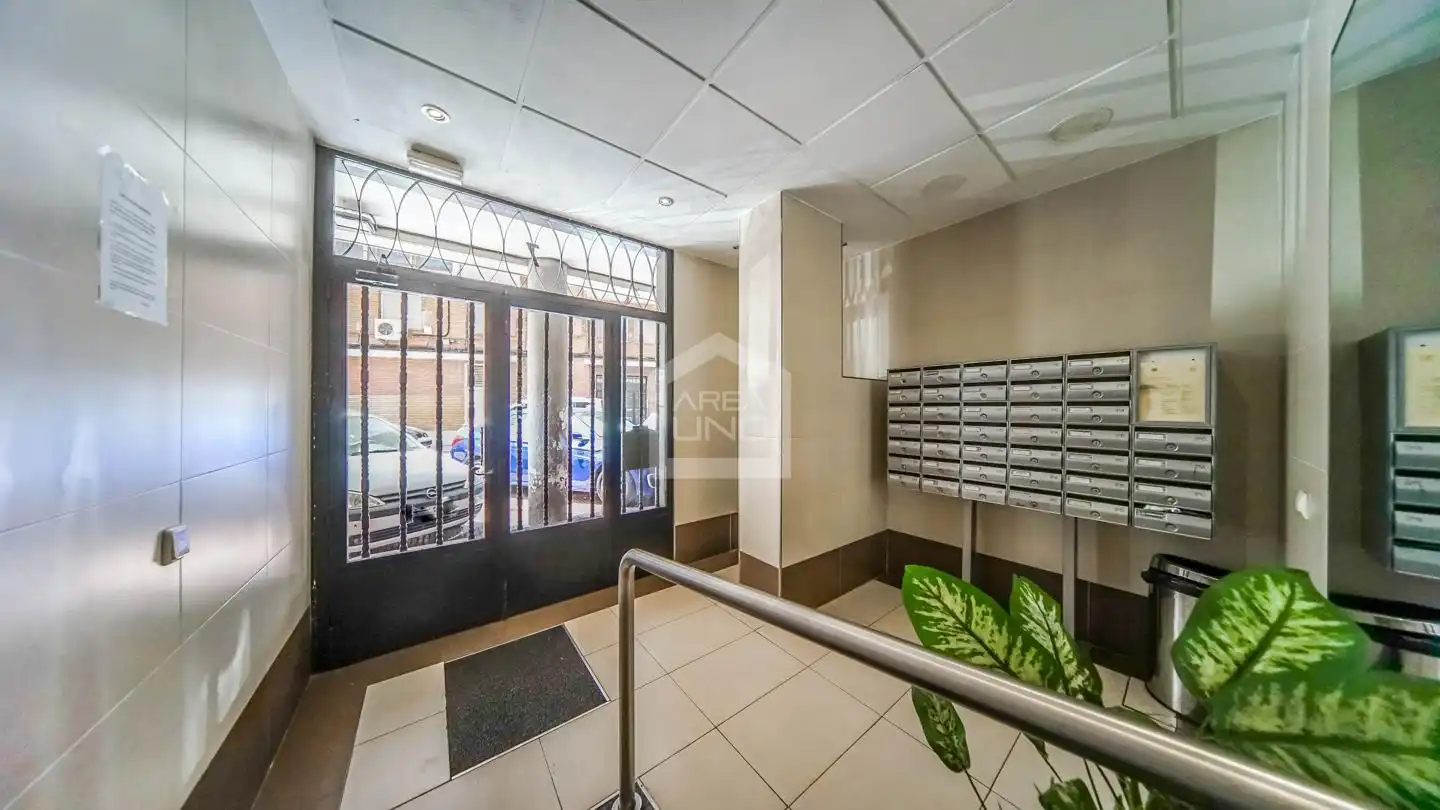 Piso en venta en Alcalá de Henares con Aire acondicionado, Calefacción y Terraza