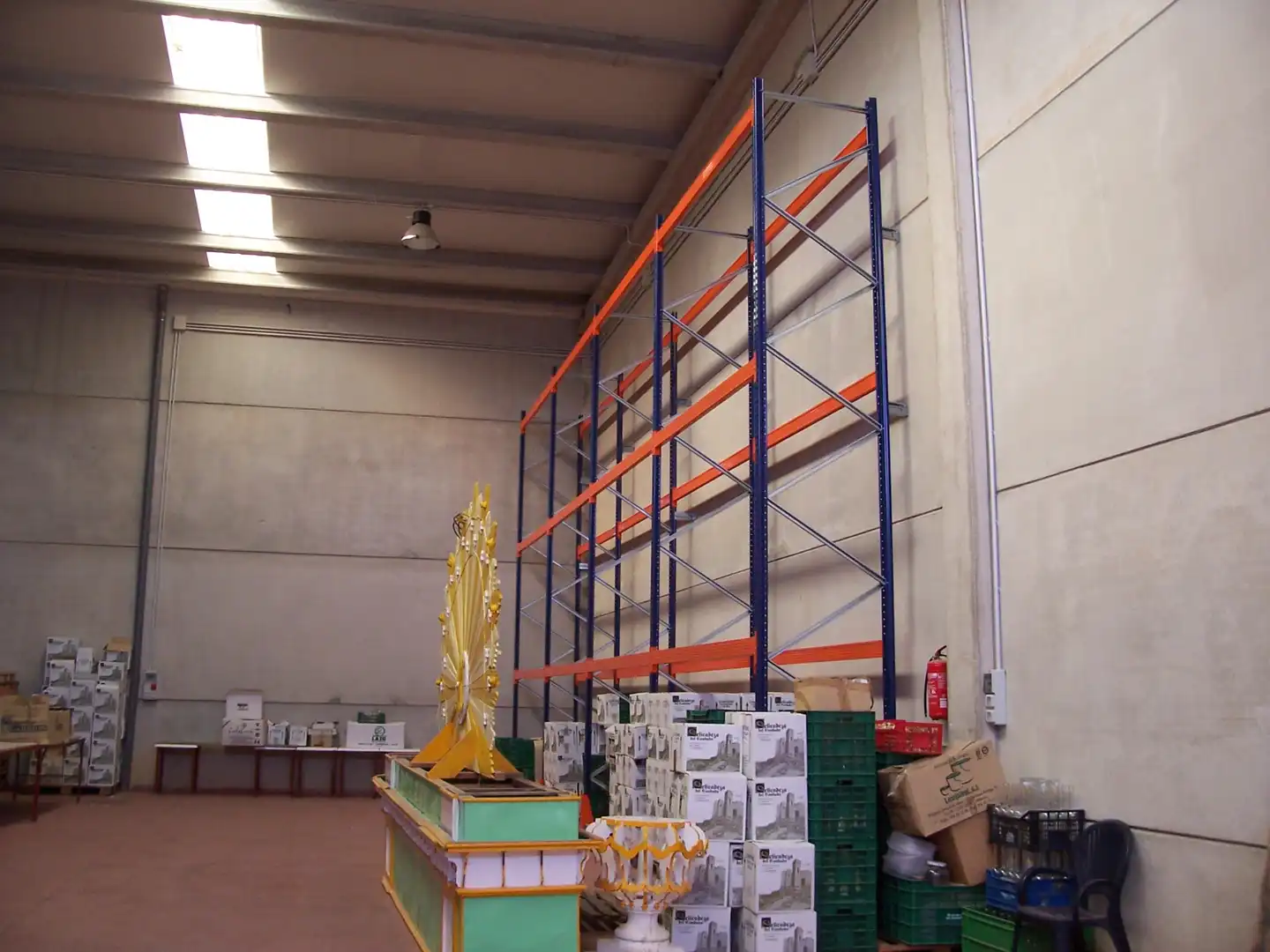 Nave industrial en venta en La Palma del Condado con Alarma