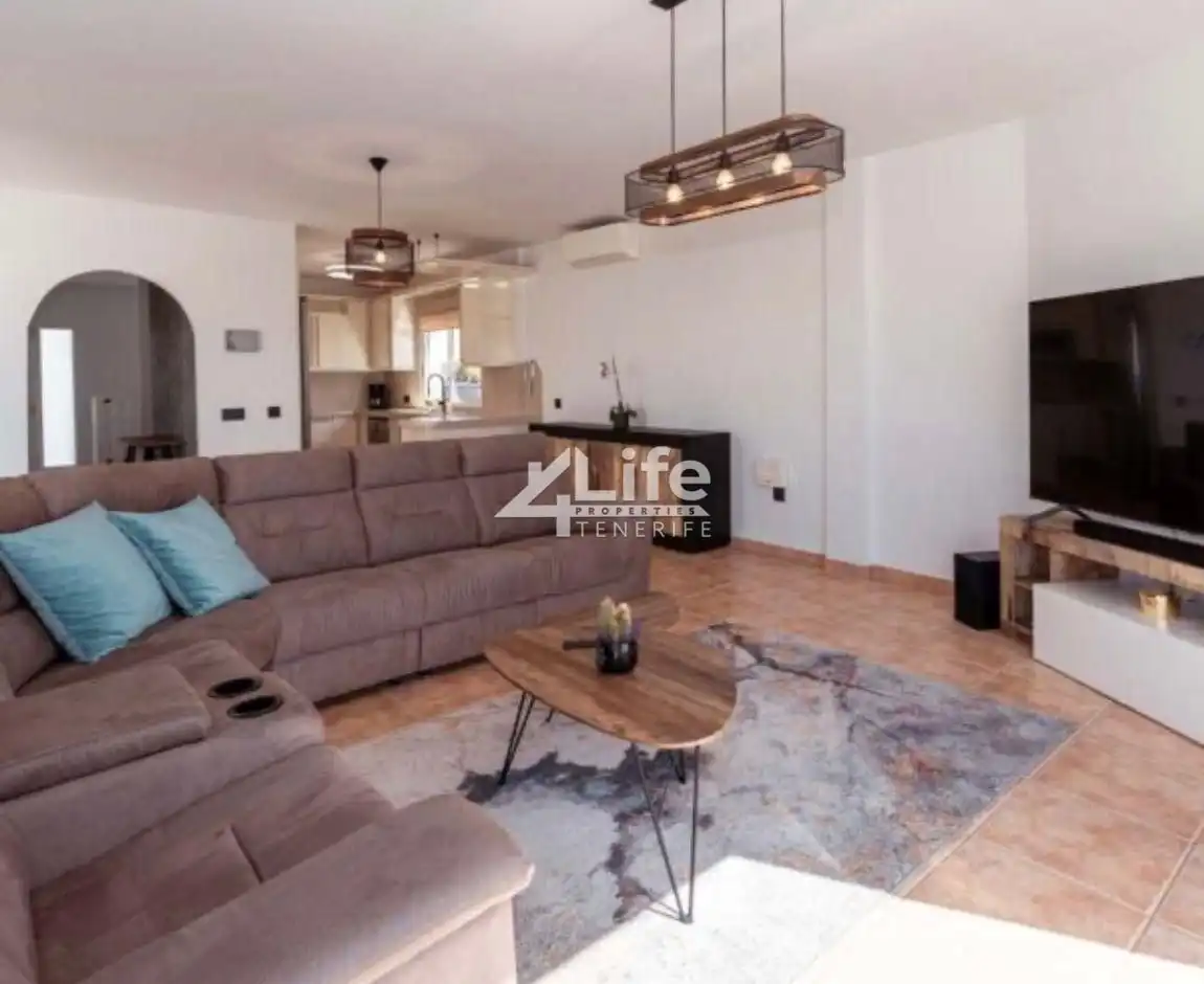 Haus mit Pool zum Verkauf in El Almendro, imagen 12