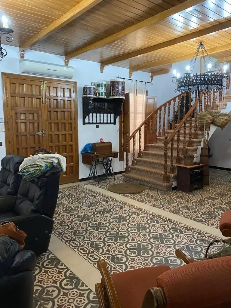 Casa con terraza en venta en El Rocío, imagen 2