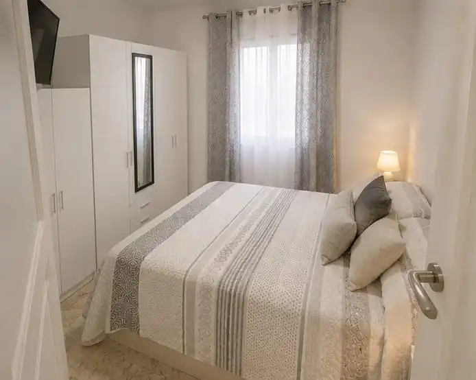 Dormitori de Pis en venda en La Zubia amb Aire condicionat i Calefacció