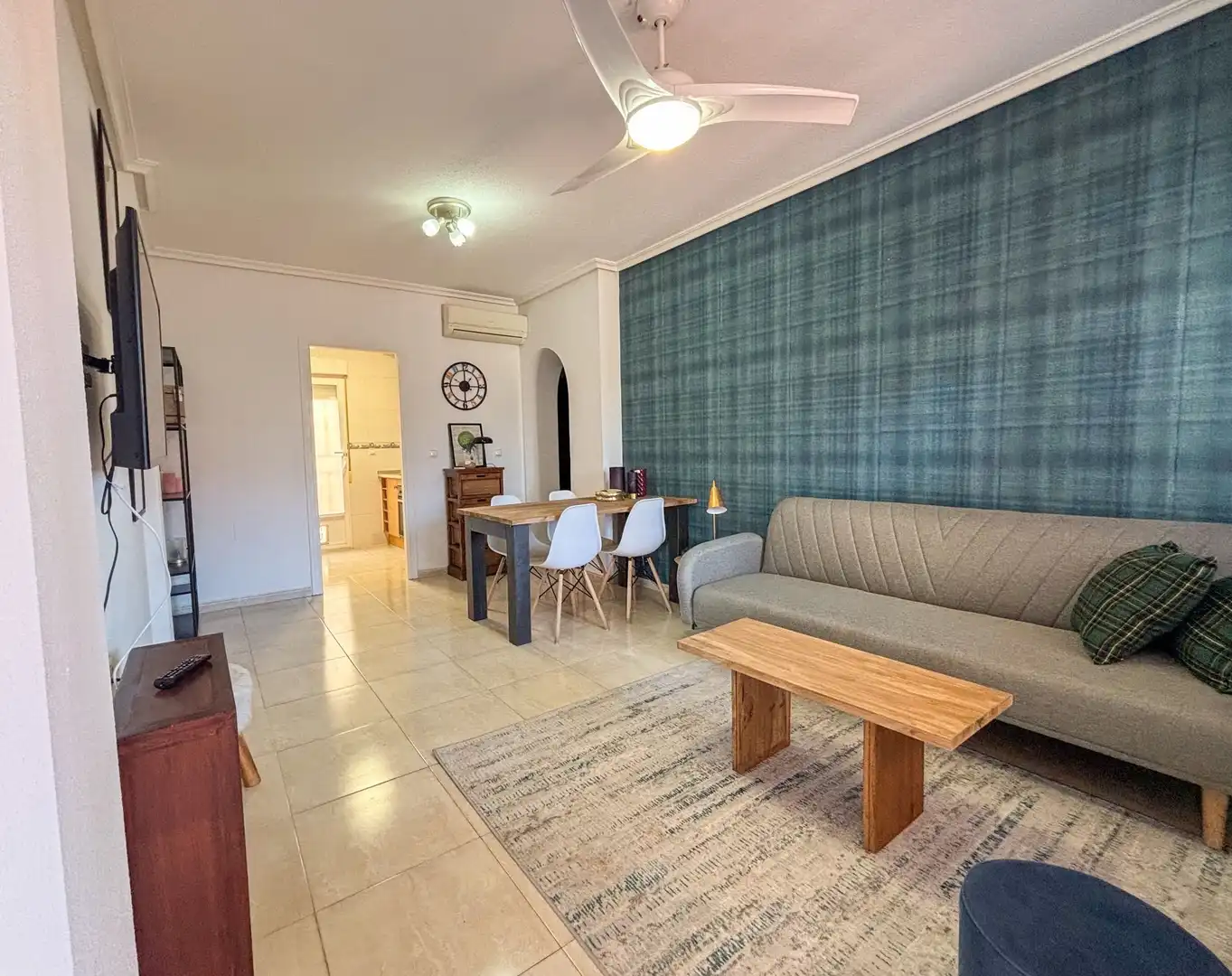 Sala d'estar de Pis de lloguer en Orihuela amb Aire condicionat, Calefacció i Terrassa