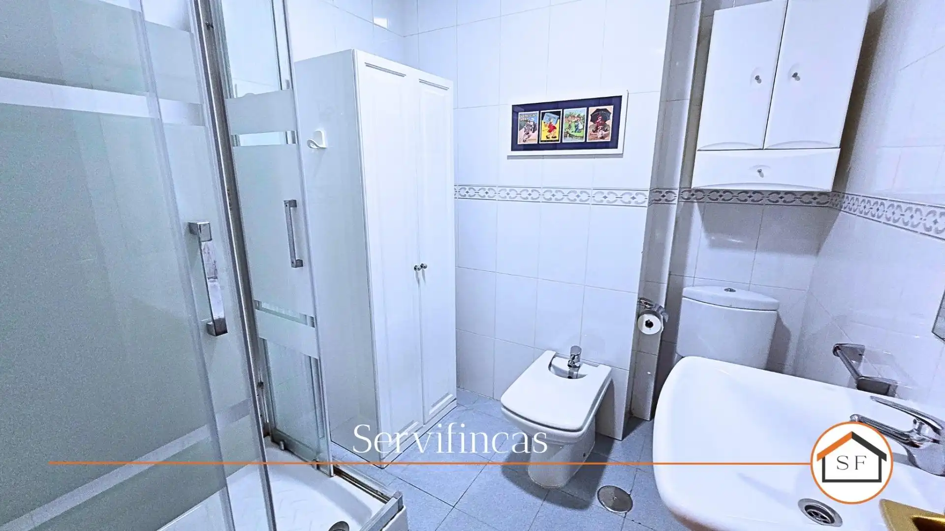 Bathroom of Flat for rent in Madrid  with Heating, Terrace and Balcony
