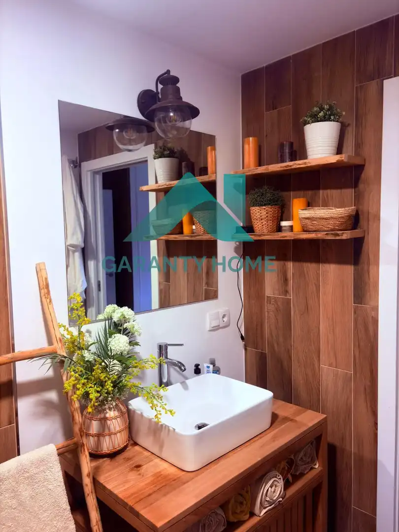 Bathroom of Flat for sale in Cáceres  with Air Conditioner, Heating and Terrace