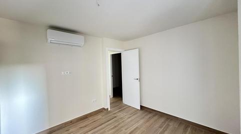 Photo 4 of Flat to rent in Reyna Manescau, Parque Ayala - Jardín de la Abadía - Huelín, Málaga Capital