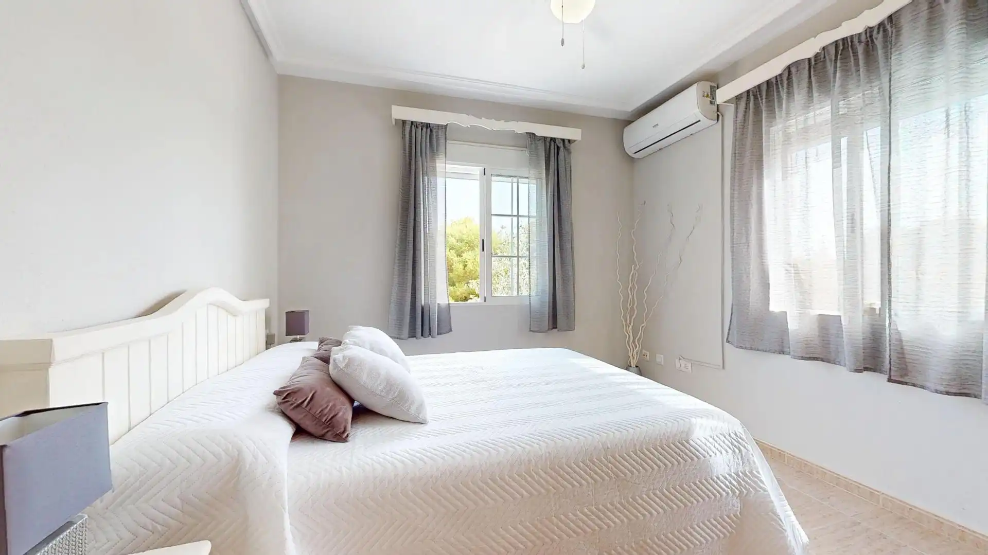 Habitación de Casa adosada en venta en San Pedro del Pinatar con Aire acondicionado, Terraza y Trastero
