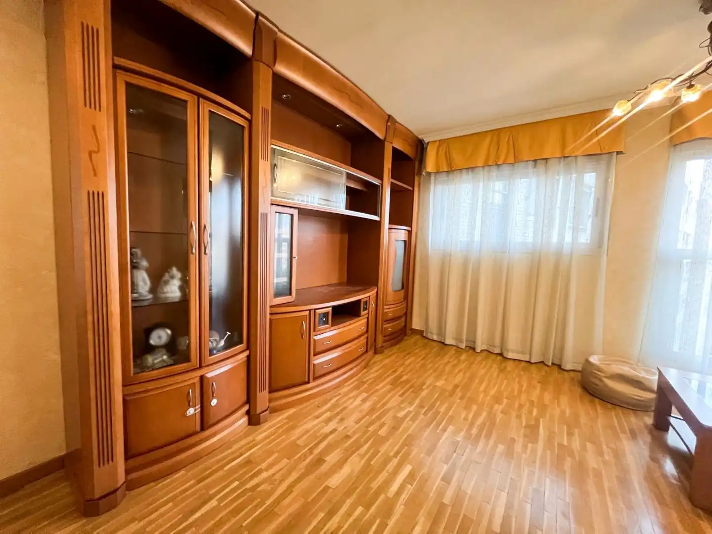 Wohnung zur Miete in Calle de Omega, 17, Valdebernardo - Valderribas