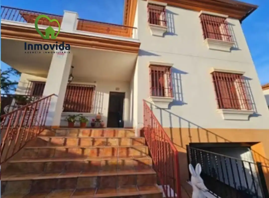 Exterior view of Houses for sale in Córdoba  with Air Conditioner, Terrace and Swimming Pool