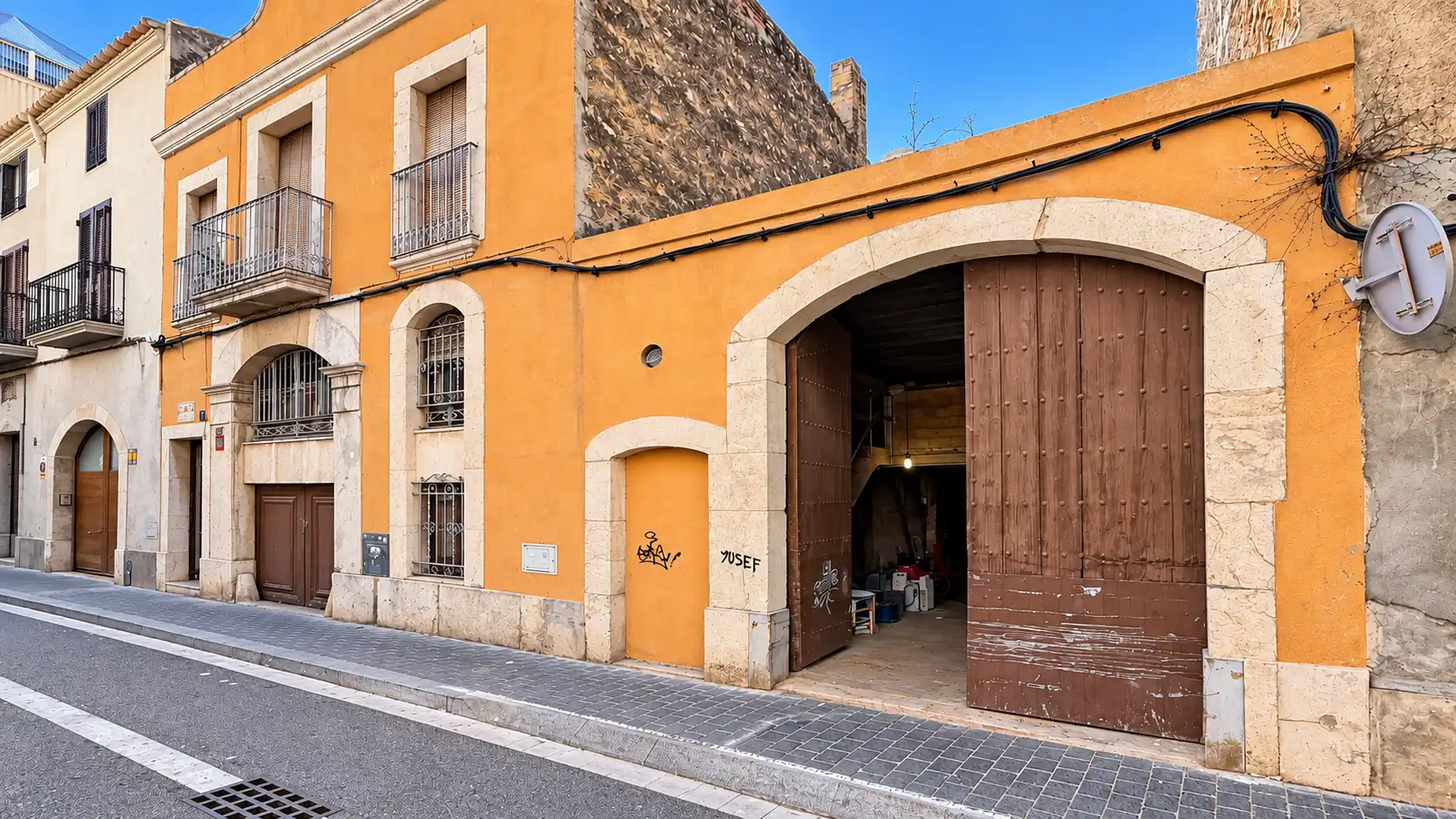 Maison mitoyenne avec jardin à vendre à Centre