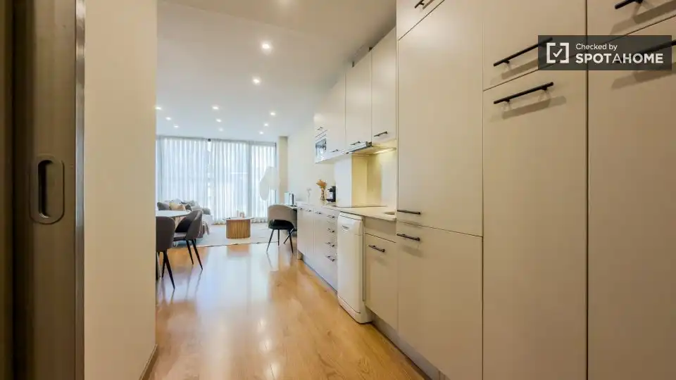 Appartamento in affitto a Eixample, imagen 4
