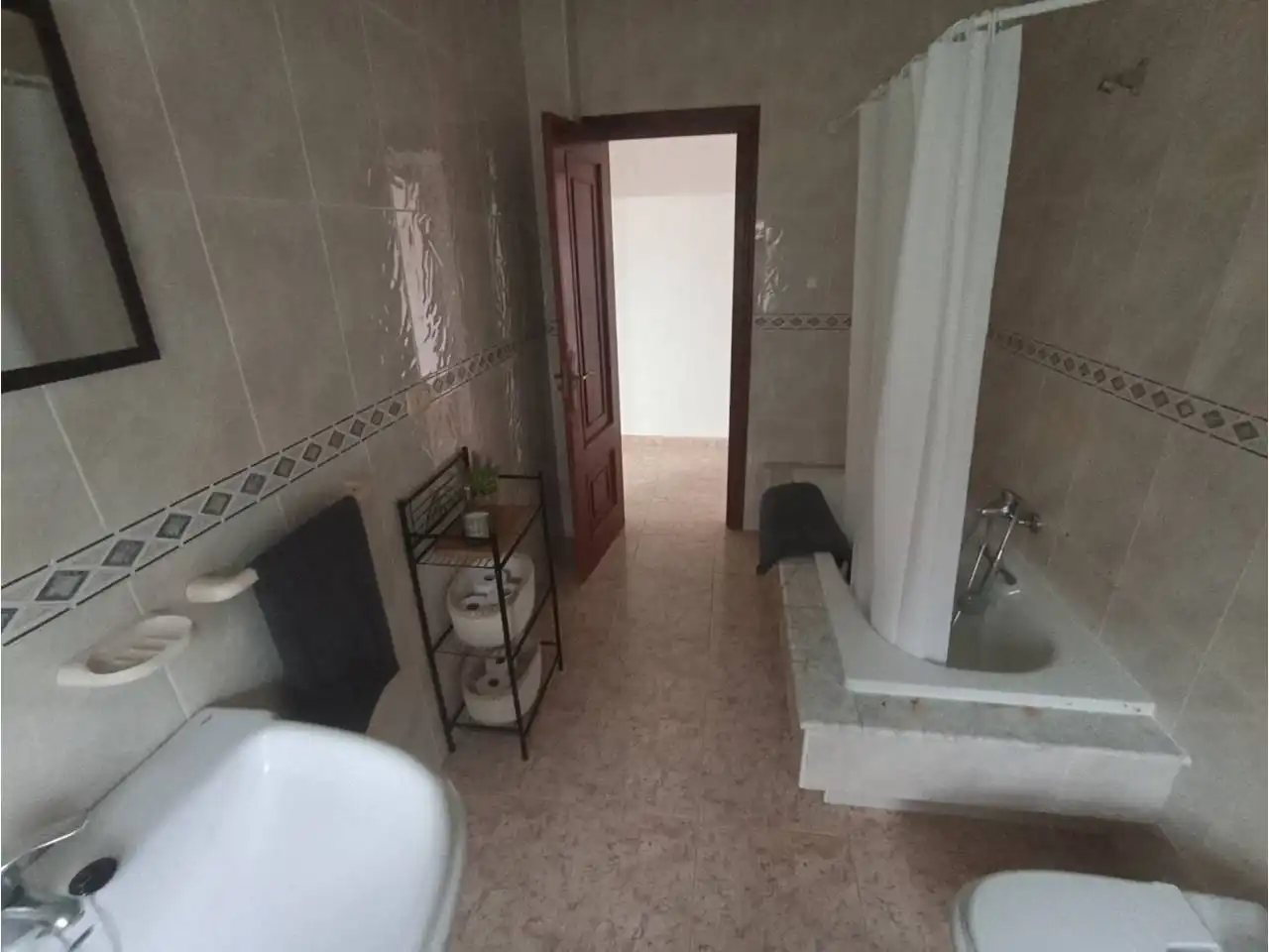Baño de Piso en venta en Muros con Amueblado y Alarma
