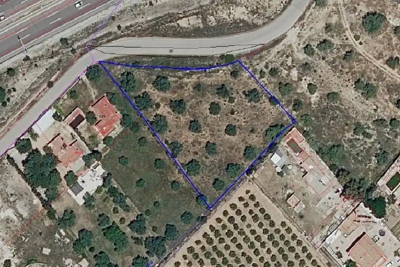 Terreno en venta en Manises