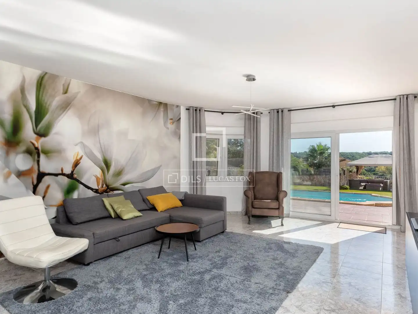 Sala d'estar de Casa o xalet en venda en Lloret de Mar amb Aire condicionat, Calefacció i Jardí privat