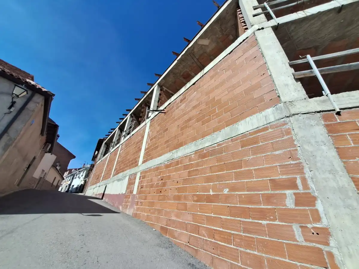 Vista exterior de Edificio en venta en Los Santos de la Humosa