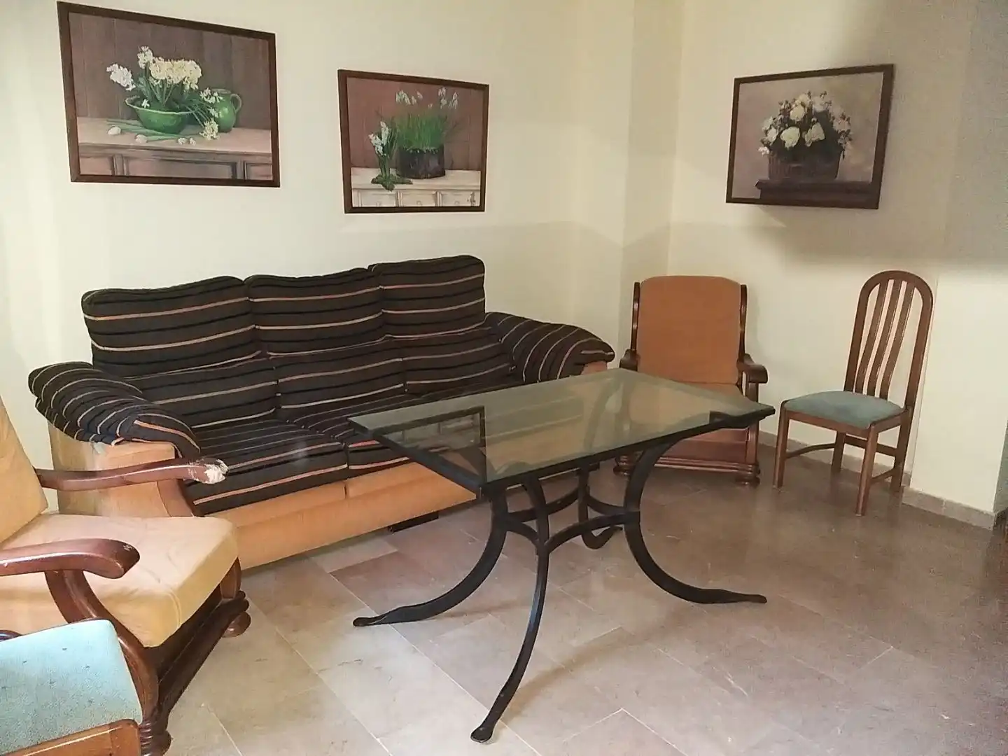 Sala de estar de Piso en venta en Pilas con Terraza, Trastero y Amueblado