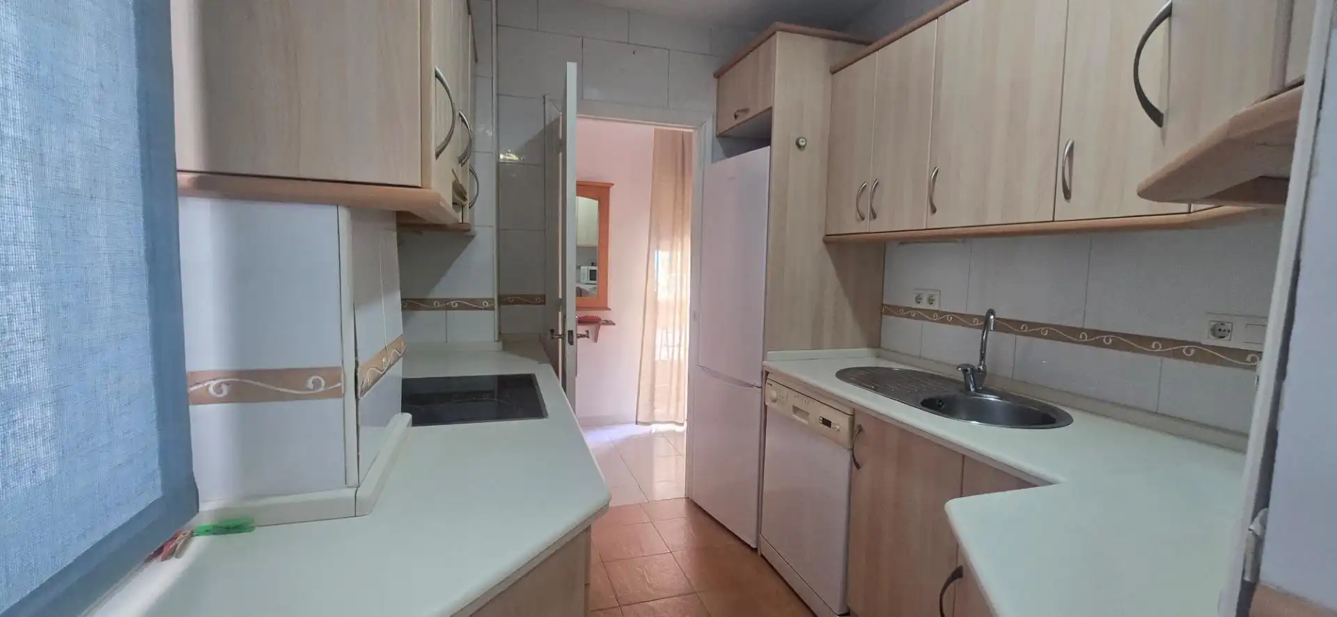 Cuina de Pis en venda en Córdoba amb Aire condicionat i Moblat