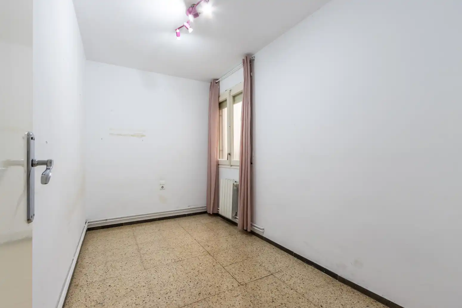 Bedroom of Flat for sale in Terrassa  with Heating, Storage room and Balcony