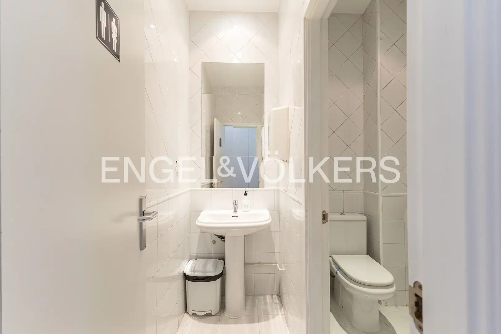 Baño de Piso en venta en Madrid con Aire acondicionado, Calefacción y Parquet