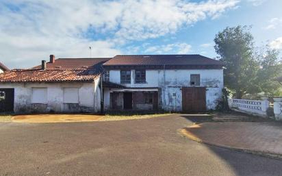 Exterior view of Single-family semi-detached for sale in Castañeda  with Balcony