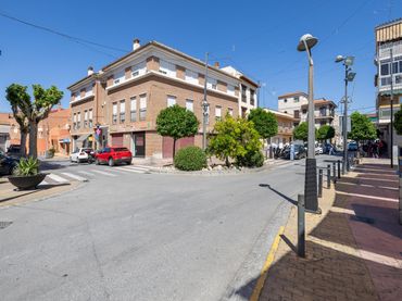 Local comercial en venda a Peligros