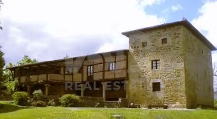 Vista exterior de Finca rústica en venda en Barrundia amb Terrassa i Piscina
