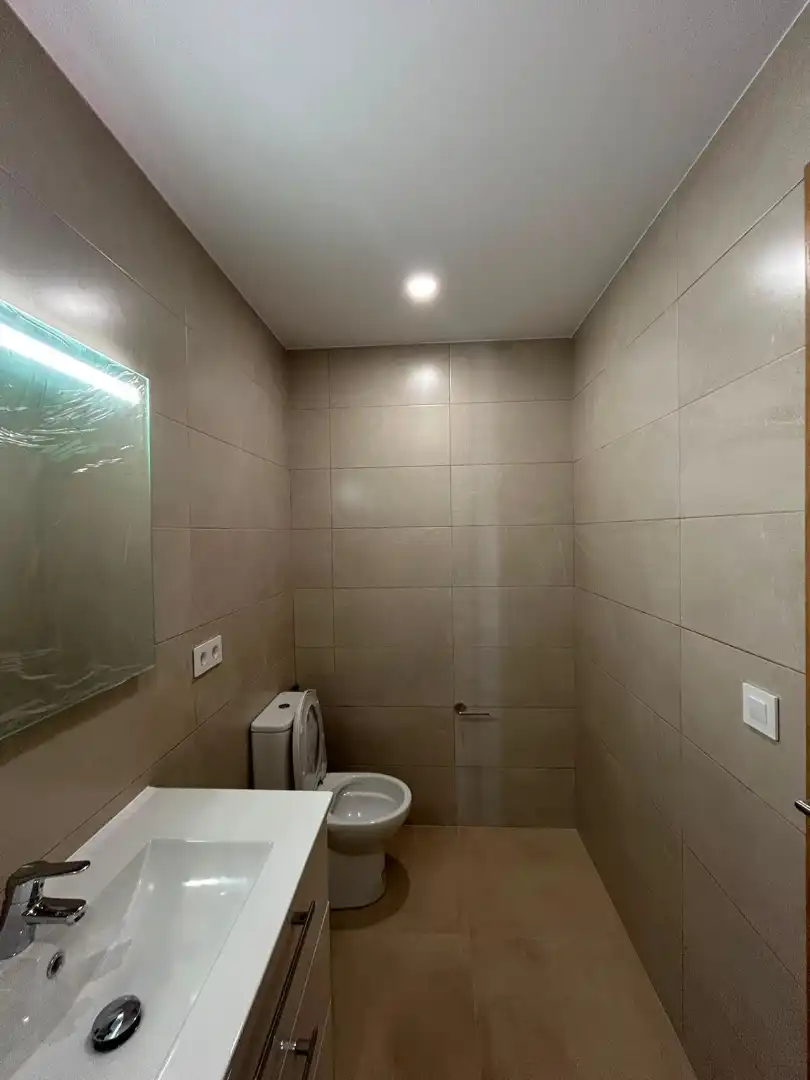 Baño de Casa o chalet de alquiler en Lugo con Calefacción, Jardín privado y Parquet