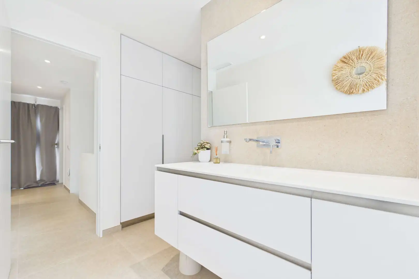 Badezimmer von Einfamilien-Reihenhaus zum Verkauf in Capdepera mit Klimaanlage, Terrasse und Möbliert