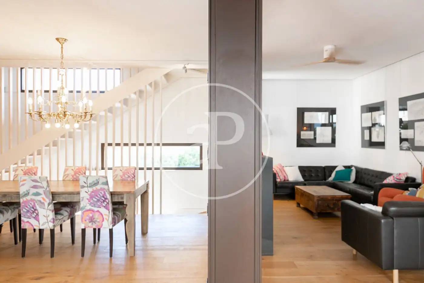 Living room of Detached homes for sale in Barcelona  with Air Conditioner, Heating and Private garden