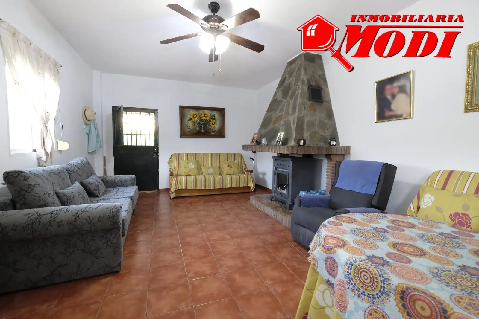 Casa rústica amb jardí en venda a Villamena, imagen 5