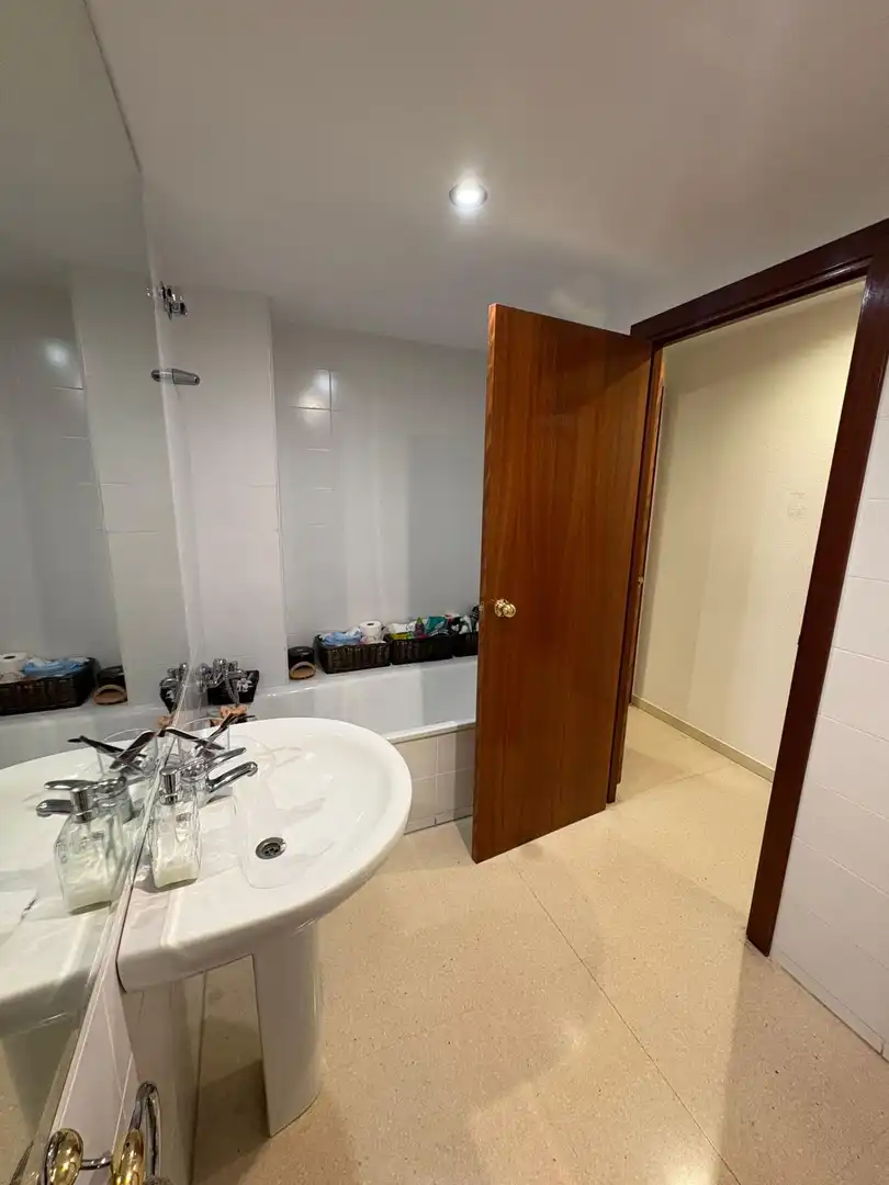 Baño de Piso en venta en Castellar del Vallès con Aire acondicionado, Calefacción y Balcón