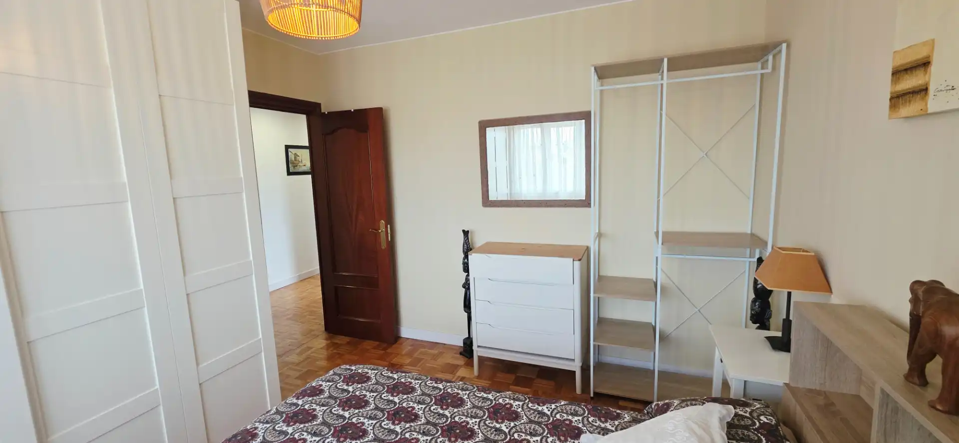 Bedroom of Flat for rent in Gijón   with Heating, Parquet flooring and Furnished