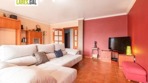 Foto 4 de Casa adosada en venda a Dos Herois de 1617, Darbo, Pontevedra