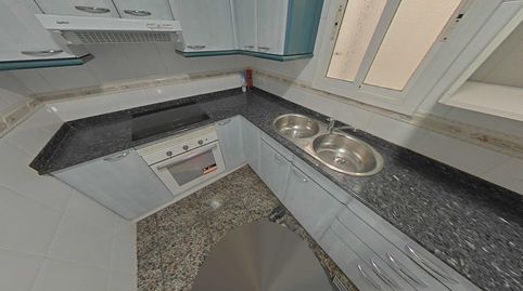 Foto 3 de Piso en venta en Rambla Sant Jordi, Can Mas, Ripollet