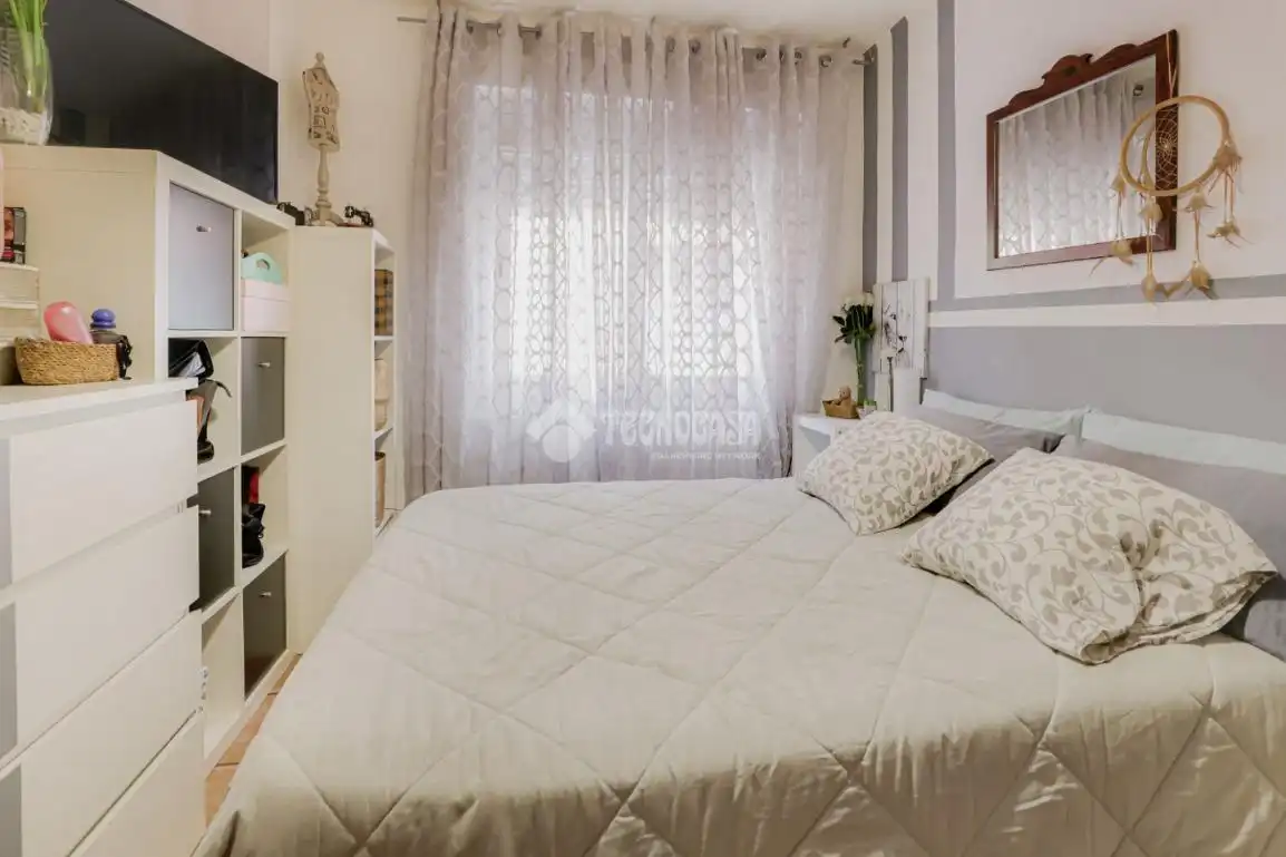 Bedroom of Flat for sale in Rubí