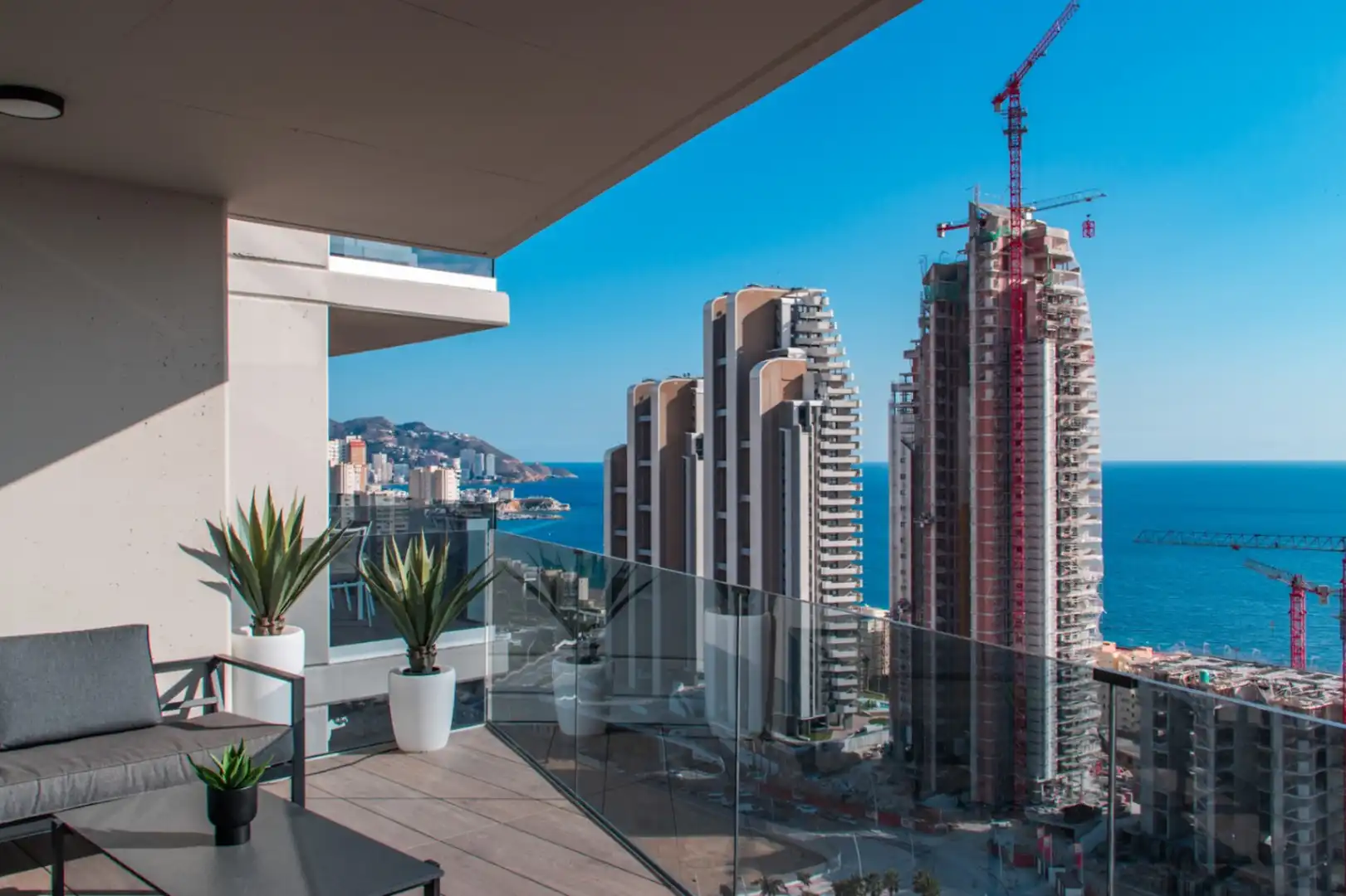 Appartement compact avec piscine à vendre à Playa de Poniente