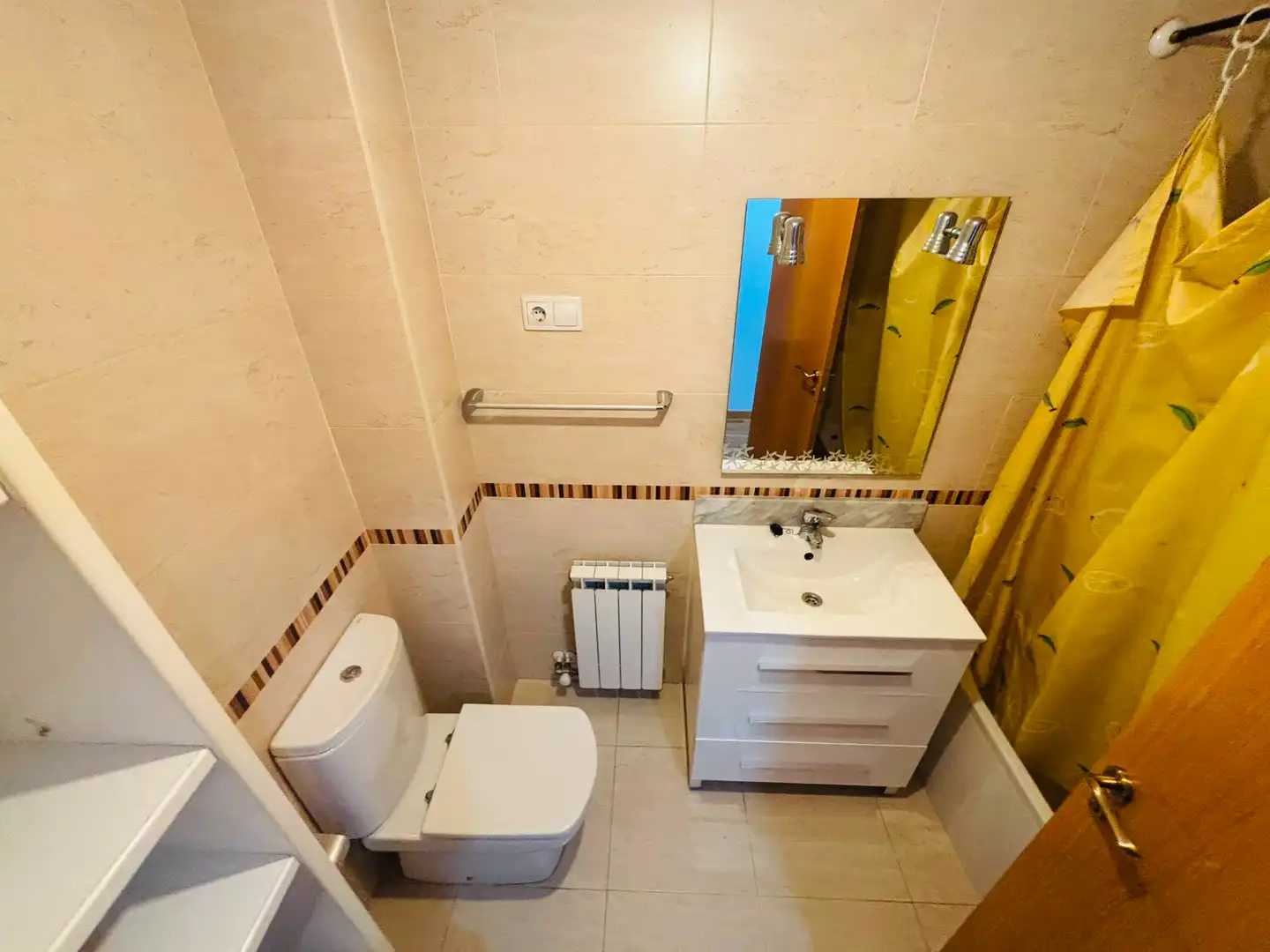 Baño de Piso en venta en Barbastro con Aire acondicionado, Calefacción y Parquet