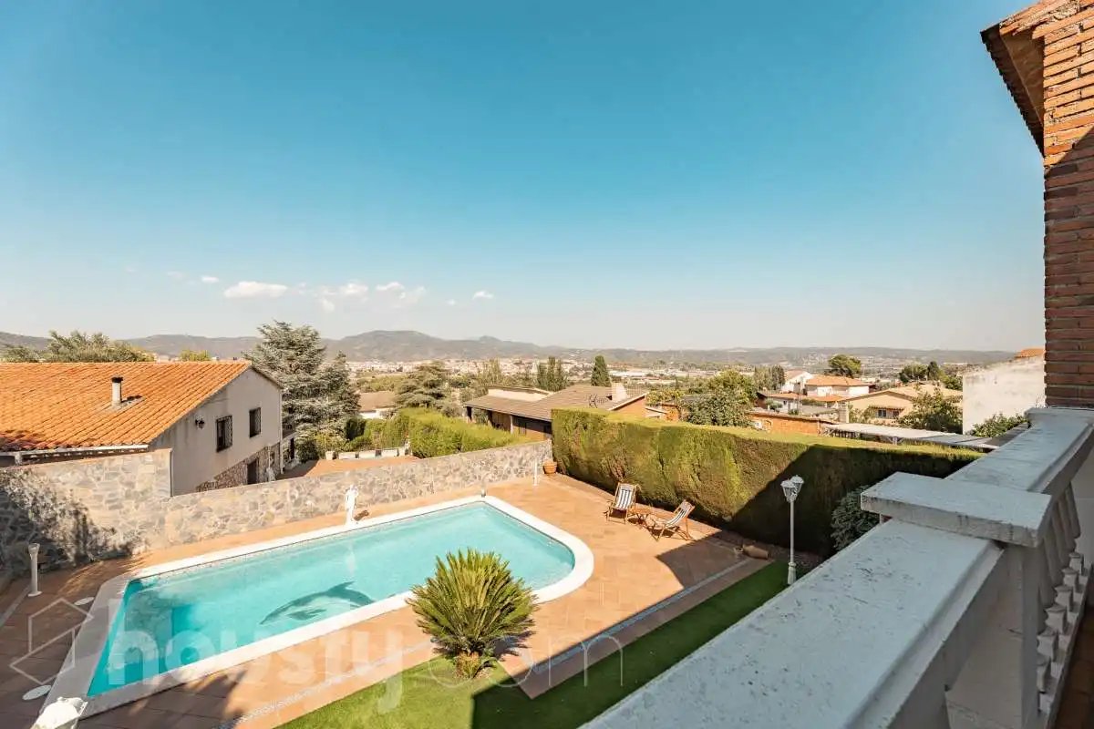Casa amb piscina en venda a Calle Ricard Opisso ., imagen 52