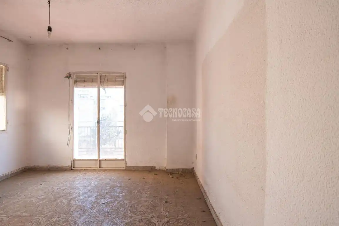 Sala de estar de Piso en venta en Granada con Balcón