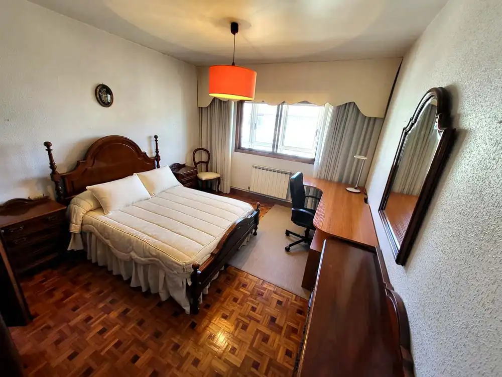 Habitación de Piso de alquiler en Vigo  con Calefacción, Parquet y Terraza