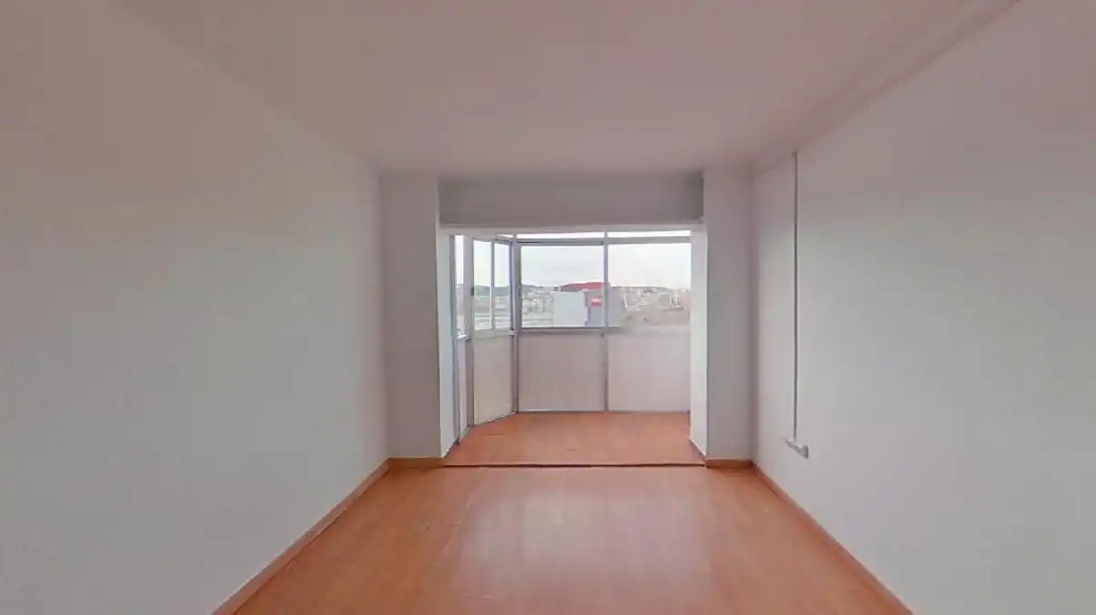 Flat with lift for sale in Calle maragall, imagen 3