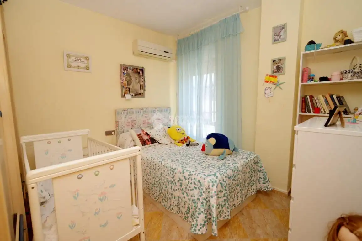Habitación de Piso en venta en Linares